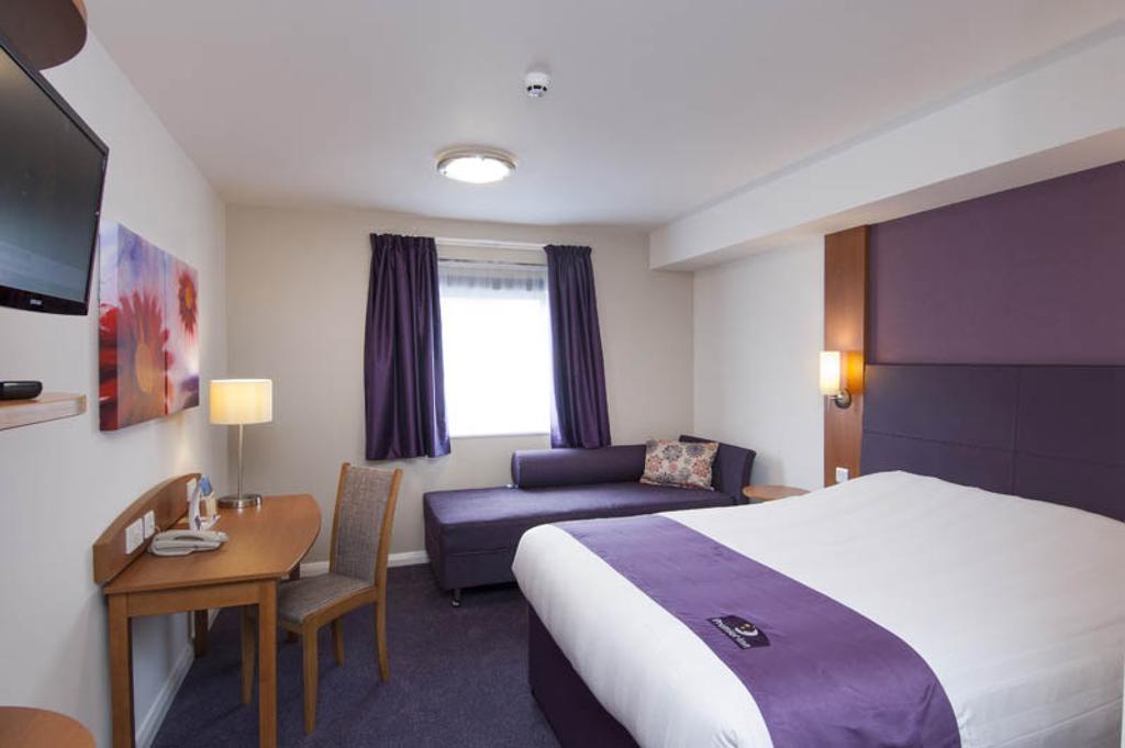 Doubletree By Hilton Edinburgh - Queensferry Crossing North Queensferry Room photo