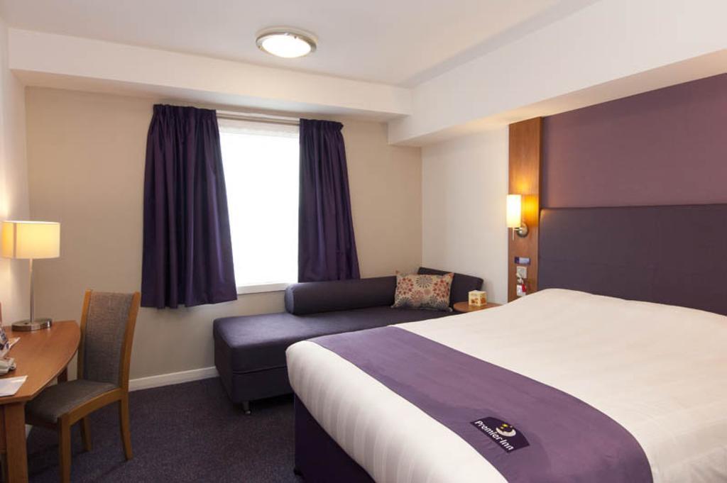 Doubletree By Hilton Edinburgh - Queensferry Crossing North Queensferry Room photo